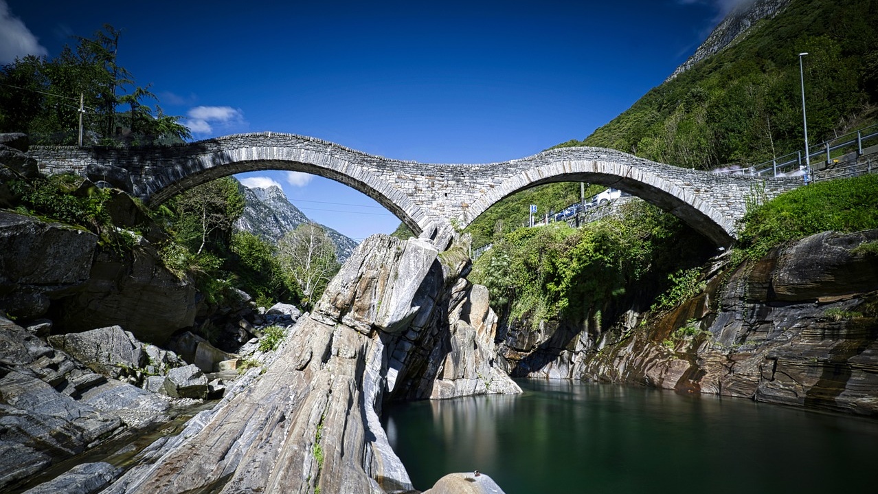 Hidden Gems – Ponte dei Salti in the Verzasca Valley Hidden Gems - Ponte dei Salti in the Verzasca Valley